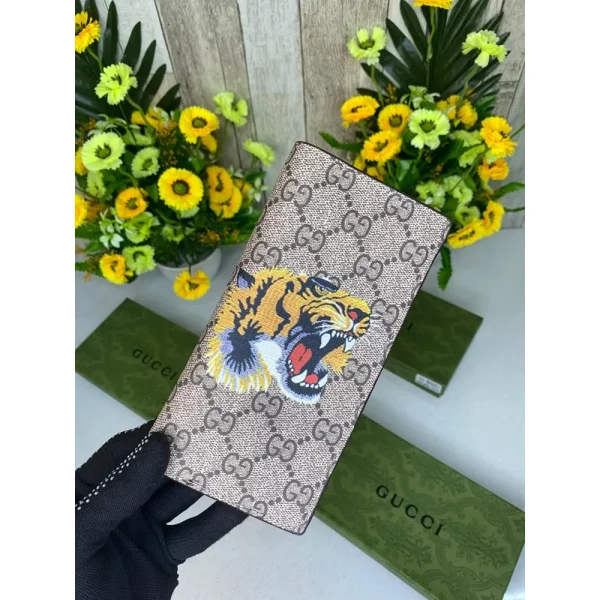 Gucci Tiger Long Wallet Wid Og Box Dust Bag Card