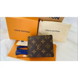 Louis Vuitton Monogram Wallet With Og Box Dust Bag